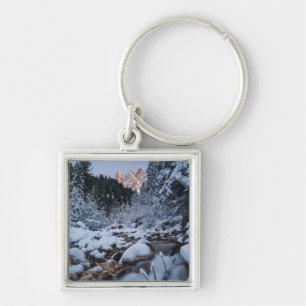 Chaveiro Cordilheira Geisler coberta de neve