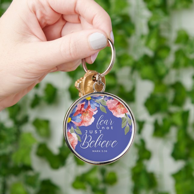 Chaveiro Custom Christian Fear No Just Believe (Mão)