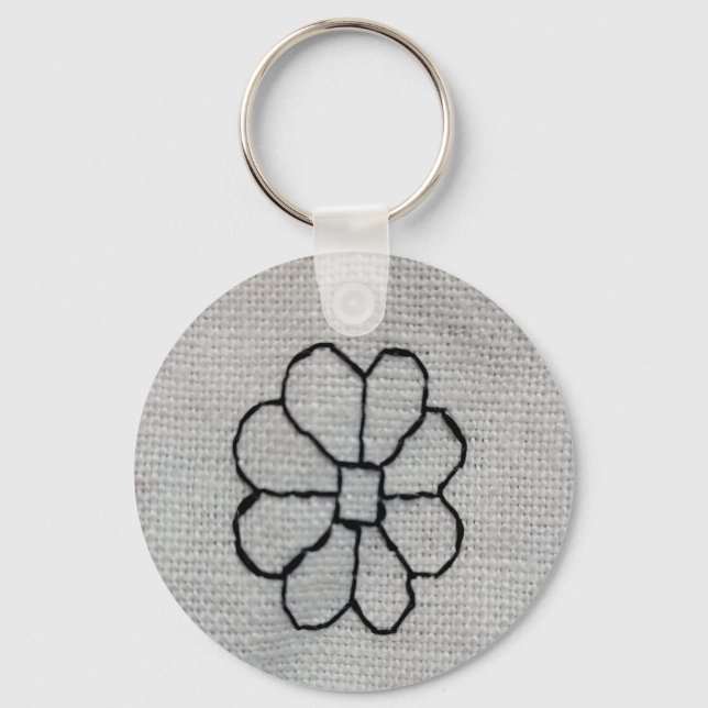 Chaveiro de bordado blackwork (Frente)