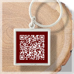 Chaveiro de Borgonha de Código QR Personalizável<br><div class="desc">Design de chaveiro de código QR digitalizável. Em burgundy,  tom vermelho. Para uso profissional,  corporativo ou pessoal. Adicione seu endereço de site,  identificador de mídia social ou link venmo,  paypal ou cashapp. Pronto para personalizar vinculando seu URL usando o botão personalizar.</div>