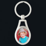 Chaveiro de Foto Oval<br><div class="desc">Personalize este adorável chaveiro com suas próprias fotos ou gráficos.</div>