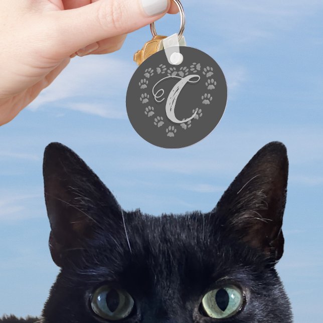 Chaveiro de Monograma de Impressão de Cabeça de Ga (For lovers of grey toebeans and keychains. Add your cat's initial (or yours) to this cute keychain)