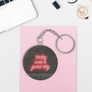 Chaveiro de sinalização vermelha neone