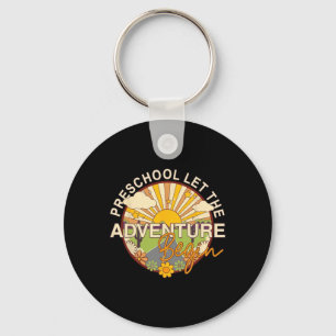 Chaveiro De Volta À Pré-Escola Para Começar A Aventura