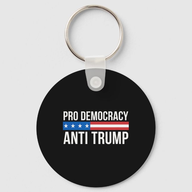 Chaveiro Democracia - Anti Trump - (Frente)