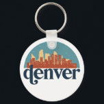 Chaveiro Denver Colorado City Skyline Vintage Cityscape<br><div class="desc">Design com lindas linhas do horizonte, atração turística e arte de paisagem urbana, arranha-céu Legal e ilustração da silhueta de construção para turistas e viajantes. Perfeito como lembrança para trazer de volta para casa quando viaja pelo mundo. Guarde a memória do seu viagem e as suas férias com a família...</div>