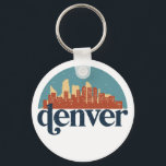Chaveiro Denver Colorado City Skyline Vintage Cityscape<br><div class="desc">Design com lindas linhas do horizonte, atração turística e arte de paisagem urbana, arranha-céu Legal e ilustração da silhueta de construção para turistas e viajantes. Perfeito como lembrança para trazer de volta para casa quando viaja pelo mundo. Guarde a memória do seu viagem e as suas férias com a família...</div>