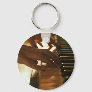 Chaveiro Design de Piano Incrível