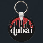 Chaveiro Dubai UAE Vintage Retro City Skyline Cityscape Art<br><div class="desc">Design com lindas linhas do horizonte, atração turística e arte de paisagem urbana, arranha-céu Legal e ilustração da silhueta de construção para turistas e viajantes. Perfeito como lembrança para trazer de volta para casa quando viaja pelo mundo. Guarde a memória do seu viagem e as suas férias com a família...</div>