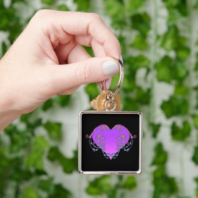 Chaveiro Elegante Coração Roxo Romântico com Floreio (Mão)