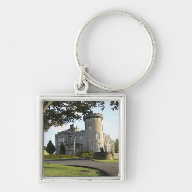 Chaveiro entrada lateral do Castelo Dromoland sem pessoas (Frente)