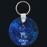 Chaveiro Escorpião Zodiac Constelação Azul Galáxia Monogram<br><div class="desc">Escorpião Zodiac Constelação Azul Galáxia Monograma Design com Fonte de Script Bruto em tendências, textura de fundo celestial azul escuro, constelação de estrela brilhante e o símbolo Scorpion. O moderno horóscopo do Sinal Astrológico de Nascimento é perfeito para qualquer Aniversário Escorpião de 23 de outubro a 21 de novembro! Com...</div>
