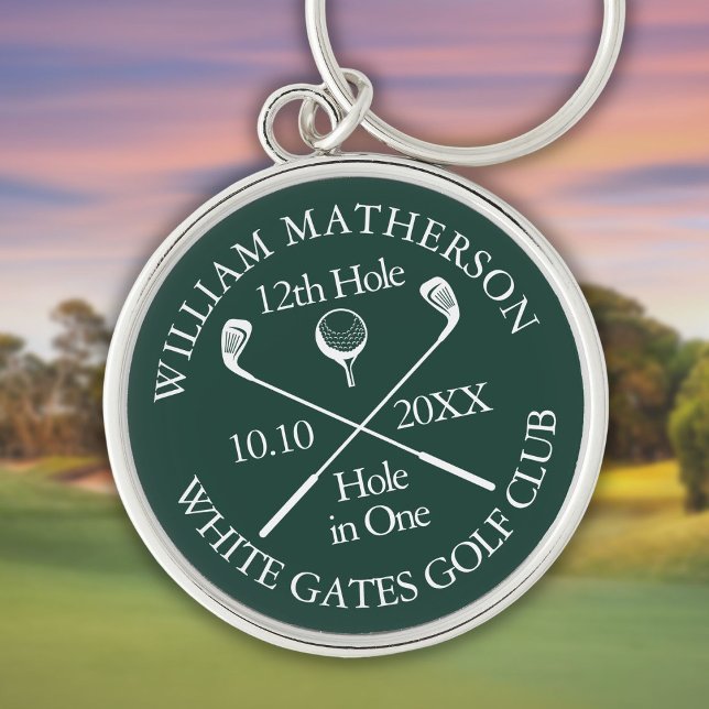 Chaveiro Esmeralda Verde Personalizada de Buraco em Um de G (Personalized Golf Hole in One Emerald Green Keychain)