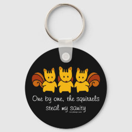 Chaveiro Esquilos roubam minha sanidade Preto