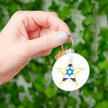 Chaveiro Estrela Dourada de Israel<br><div class="desc">Estrela de Israel em azul e amarelo. Esta design parece realmente eficaz nesta Chaveiro</div>