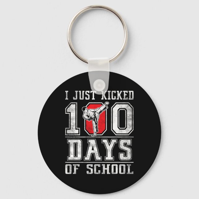 Chaveiro Eu Acabei De Dar 100 Dias De Karatê Escolar Feliz  (Frente)