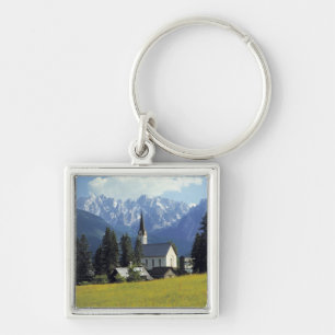 Chaveiro Europa, Áustria, Gosau. A torre da igreja