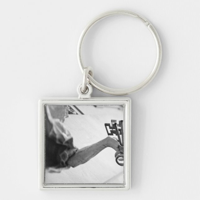 Chaveiro Europa, Áustria, Salzburgo. Estátua com chaves (Frente)