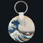 Chaveiro Excelente Wave, Hokusai, Ukiyo-e<br><div class="desc">Katsushika Hokusai (outubro ou novembro de 1760 - 10 de maio de 1849) era uma artista japonesa, pintor ukiyo-e e cineasta do período Edo. Na sua época, ele era o principal especialista japonês em pintura chinesa. Nascer em Edo (agora Tóquio), Hokusai é mais conhecido como autor da série impressão de...</div>