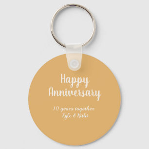 Chaveiro Feliz aniversário dourado branco 10 anos nome data