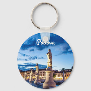 Chaveiro Fila de estátuas iluminadas em Padova