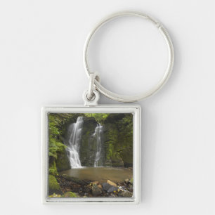 Chaveiro Foguetes, Matai Falls