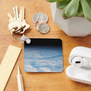 Chaveiro Formação Circular De Nuvens Sobre O Oceano Pacífic