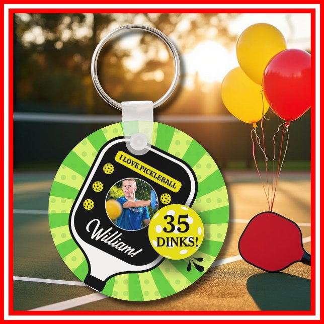 Chaveiro FOTO DO Esporte Verde RETRO da Festa de aniversári (Pickleball Birthday Party RETRO Green Sports PHOTO Keychain)