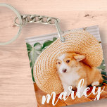Chaveiro Foto personalizada simples e russa moderna<br><div class="desc">Este design simples e clássico é composto por uma tipografia cursiva divertida e adiciona uma foto personalizada do seu animal de estimação.</div>