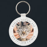 Chaveiro Foto Simples do Melhor Pai de Gato do Mundo<br><div class="desc">Este design simples e clássico é composto por tipografia serif e adiciona uma foto personalizada.</div>