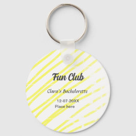 Chaveiro fundo amarelo de linhas do Fun Club despedida de s