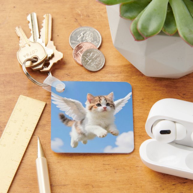 Chaveiro Gatinho Voador Fofo Calico Tabby Céu Azul (Mesa)