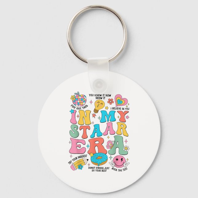 Chaveiro Groovy In My Starr Era Testing Day Teacher Kids Mo (Frente)