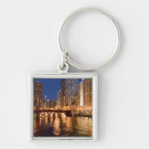 Chaveiro Horizonte de Chicago, Illinois, e Rio Chicago às 2