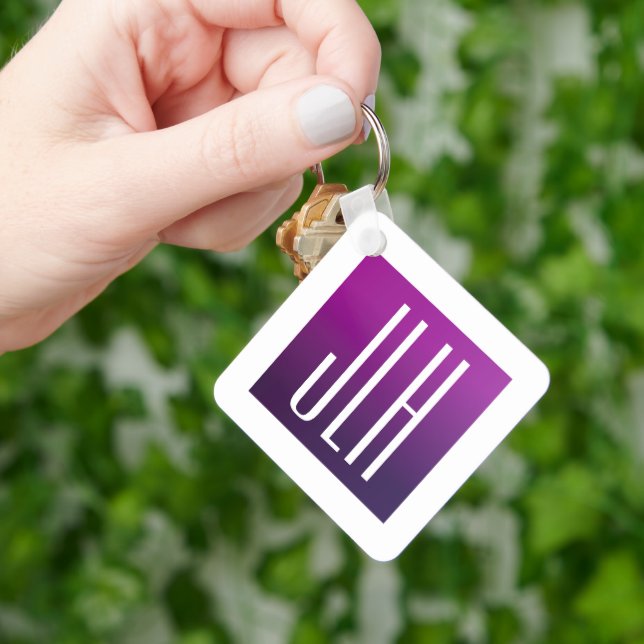 Chaveiro Iniciais de Ombre Roxo e Branco ou outro Texto (Mão)