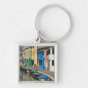 Chaveiro Itália, Veneza, Burano. Casas multicoloridas ao lo