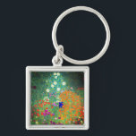 Chaveiro Jardim Flor Gustav Klimt<br><div class="desc">Chaveiro com a pintura a óleo do Jardim Flor de Gustav Klimt (1906). Um belo jardim de flores roxas,  vermelhas,  brancas,  azuis e laranja. Um presente de excelente para fãs de Arte Nouveau e de Arte Austríaca.</div>