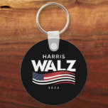Chaveiro Kamala Harris Tim Walz Walz 2024 Eleição<br><div class="desc">Kamala Harris Tim Walz Walz 2024 Eleição</div>