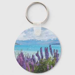 Chaveiro lavanda na costa do lago