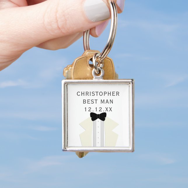 Chaveiro Lavrante Smoking Gravata Borboleta Fecho de Chaves (Add your Best Man's name and your wedding date to this quirky tuxedo keychain. A lovely memento!)