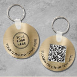 Chaveiro Logotipo personalizado Código QR Promocional Doura<br><div class="desc">Chaveiro simples e moderno para a sua empresa ou organização com um fundo metálico falso em ouro escovado. Adicione seu logotipo, insira o endereço de URL do seu site para criar um código QR digitalizável e adicione duas linhas de texto personalizado, como o nome da sua empresa, o slogan de...</div>