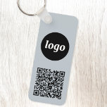 Chaveiro Logotipo simples Código QR Azul de negócios<br><div class="desc">Adicione seu próprio logotipo e código QR a este design profissional minimalista impressionante. Excelente para marcas de funcionários ou como promocional para seus funcionários,  clientes e clientes. Altere a cor de fundo na Ferramenta Design.</div>
