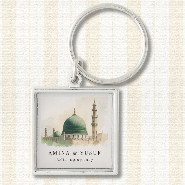 Chaveiro Madinah Keepsake | Masjid Nabawi Couple Names (Madinah keychain—her elegant keepsake, designed to pair beautifully with the Kaaba piece.)