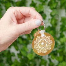 Mandala Branco em Fundo Dourado