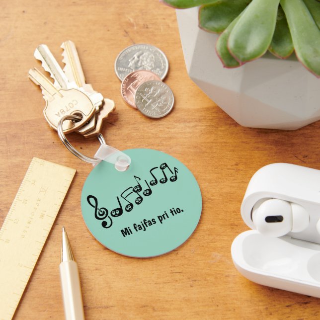 Chaveiro Mi fajfas pri tio. (Mesa)
