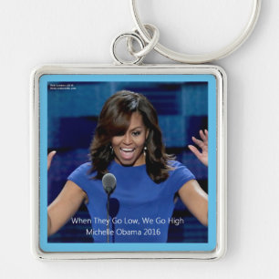 Chaveiro Michelle Obama "Nós Vamos Alto" Colecionável