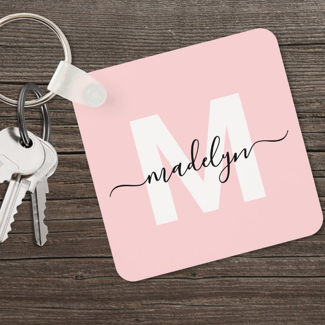 Chaveiro Monograma de Nome Inicial Rosa Corado (Blush Pink Initial Name Monogram keychain)