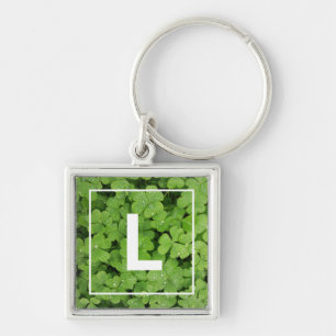 Chaveiro Monograma de trevo sortudo, gotas de chuva verdes