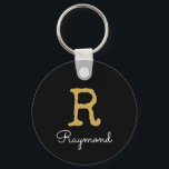 Chaveiro Monograma Dourado Inicial e Nome Monograma preto<br><div class="desc">Monograma Dourado Inicial e Nome Monograma chaveiro preto O ouro colorido é a cor do extravagância,  riqueza,  riqueza e excesso,  e compartilha vários dos mesmos atributos da cor amarela. O ouro colorido é uma cor quente que pode ser brilhante e alegre ou sombria e tradicional.</div>
