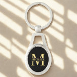 Chaveiro Monograma e Nome Personalizados Preto e Dourado<br><div class="desc">Monograma personalizado e presentes de nome com monograma personalizado de ouro em estilo de letra serif clássico com caixa de nome no meio do monograma em fundo preto. Perfeito como presentes de dia de os pais para pai, presentes para avô, marido, noivo, melhor homem, padrinhos de casamento e muito mais....</div>